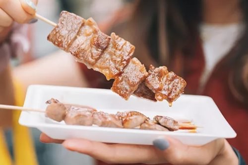 Διατροφή Carnivore: Είναι το κλειδί για αδυνάτισμα ή απλώς ένα (μεγάλο) trend;