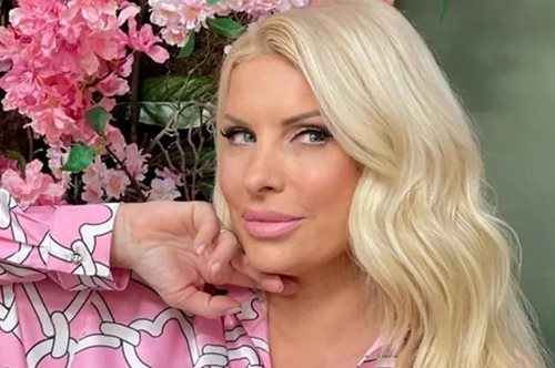 Η Ελένη Μενεγάκη με την πολυτελή τάση στο μανικιούρ που θα κάνει θραύση την άνοιξη