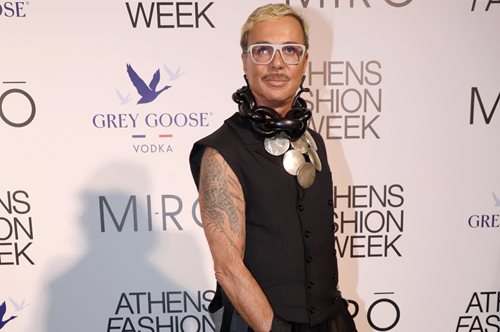 Λάκης Γαβαλάς: 