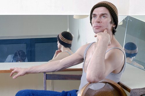 Ρούντολφ Νουρέγιεφ: Ο κορυφαίος χορευτής που γεννήθηκε σε ένα βαγόνι του υπερσιβηρικού