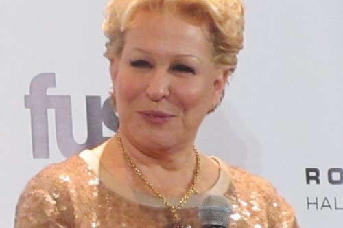 Μπέτι Μίντλερ: 