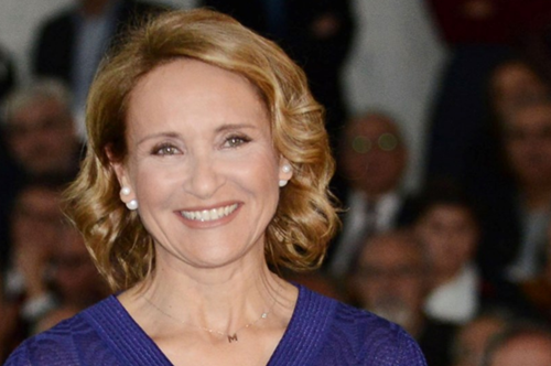 Μάρα Ζαχαρέα: Το beach look με ολόσωμο μαγιό στις διακοπές της στην Αστυπάλαια