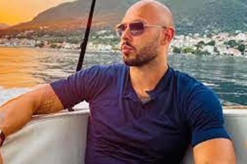 Άντριου Τέιτ: 