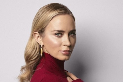 Η Emily Blunt αποκλειστικά στο Madame Figaro Greece για τον ρόλο της στην ταινία 