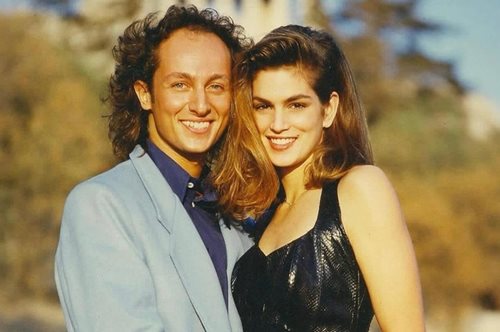 Η Σίντι Κρόφορντ ζήτησε συγγνώμη από τον Βασίλειο Κωστέτσο