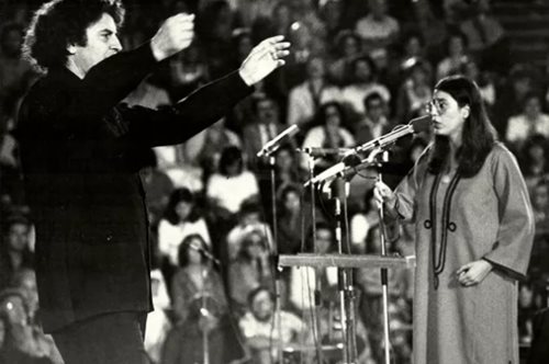 50 χρόνια Πολυτεχνείο: Τα τραγούδια που συνδέθηκαν με τον αντιδικτατορικό αγώνα