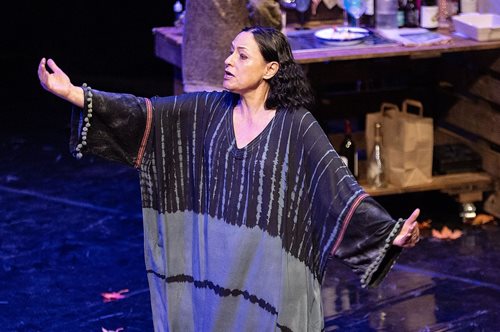 Αθηνά Τσιλύρα: Η σπάνια βραδινή έξοδος για την αγαπημένη ηθοποιό