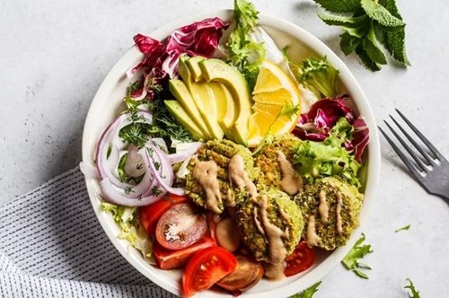 Όσπρια σε... καλοκαιρινή διάθεση - 3 τρόποι να τα απολαμβάνεις χωρίς κατσαρόλα