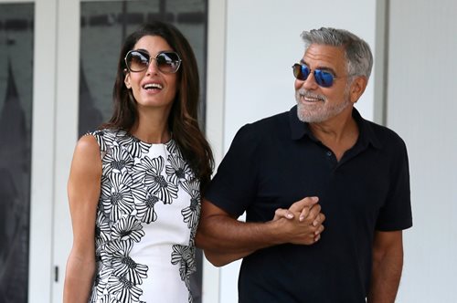 Ο Τζορτζ και η Αμάλ Κλούνεϊ μόλις έφτασαν στη Βενετία