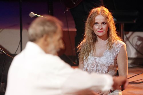 Ηρώ Σαΐα: H φινετσάτη σύζυγος του Σταύρου Ξαρχάκου με black & white look