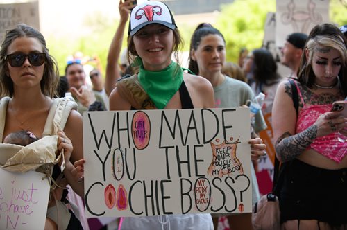 Απαγορεύτηκε η άμβλωση σε 10χρονη, θύμα βιασμού