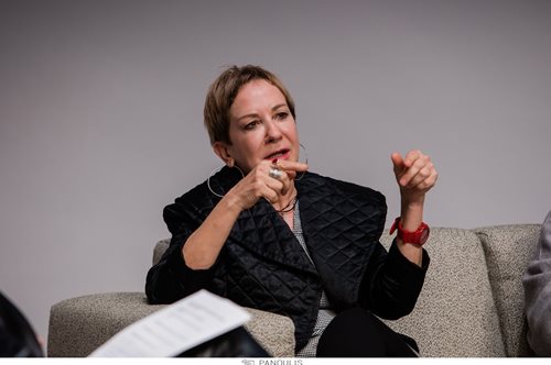 Λένα Διβάνη: 