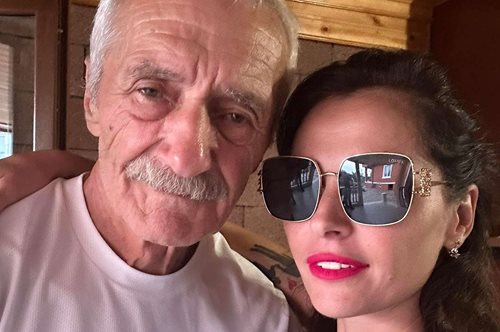 Αναζητούσε επί χρόνια τους βιολογικούς της γονείς. Τελικά ήταν ήδη φίλη με τον πατέρα της στο Facebook