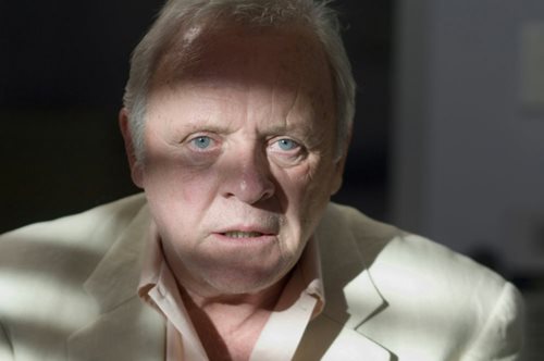 Άντονι Χόπκινς:O 83χρονος Sir επιστρέφει στα πισώπλατα μαχαιρώματα της βρετανικής αριστοκρατίας