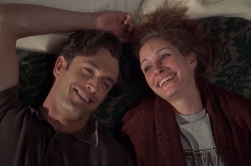 Ρούπερτ Έβερετ: Αναγνώρισες τον συμπρωταγωνιστή της Τζούλια Ρόμπερτς στον 4ο κύκλο του Emily in Paris;