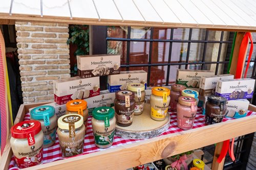 100 χρόνια μαζί: Γιορτάζουμε ακόμα μία Καθαρά Δευτέρα με τον Μακεδονικό Χαλβά