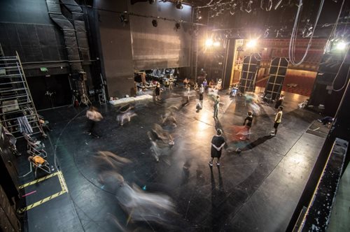 Το Εθνικό Θέατρο διοργανώνει συζήτηση για το κίνημα #metoo