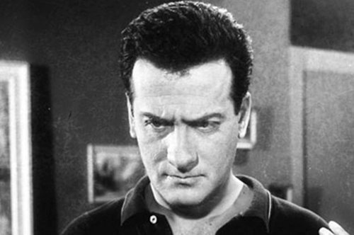 Αλέκος Αλεξανδράκης: 