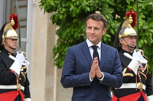 Εμανουέλ Μακρόν: Η throwback φωτογραφία πριν γνωρίσει την Μπριζίτ