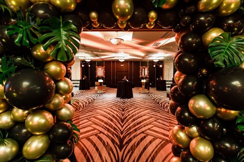 Χριστούγεννα και Πρωτοχρονιά στα Divani Collection Hotels: Μία divine εμπειρία εορταστικής μαγείας