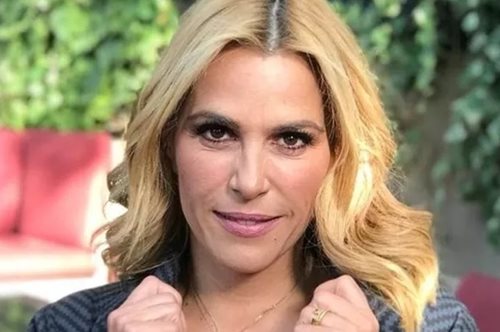 Στο νοσοκομείο η Τζένη Μπότση: Η φωτογραφία μέσα από το δωμάτιο και η ανησυχία των θαυμαστών της