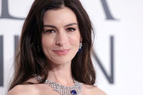 Γιατί η Αν Χάθαγουεϊ γύρισε την πλάτη στην Σιδηρά Κυρία της μόδας, Άννα Γούιντορ;