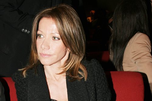 Μαριάννα Λάτση | Με ολόσωμη σιέλ δαντελένια φόρμα σε εκδήλωση