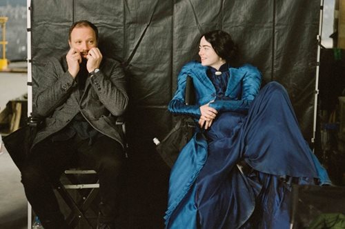 Dear God, the Parthenon is still broken: Ο Γιώργος Λάνθιμος κυκλοφορεί το πρώτο του φωτογραφικό βιβλίο