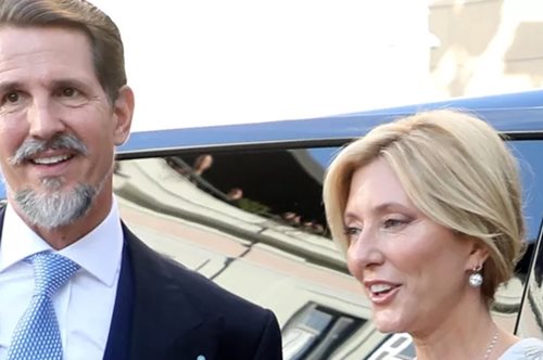 Η Mαρί Σαντάλ: Καλεσμένη σε δείπνο στο Λονδίνο - Κλασική και chic