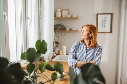 Θέλεις καθαρό σπίτι, χωρίς κόπο; Αυτά είναι τα 10 μικρά πράγματα που πρέπει να κάνεις για να λάμπει
