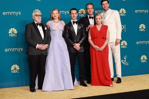 Emmy 2022:Το βραβευμένο Succession είναι ένα σύγχρονο σαιξπηρικό δράμα που πρέπει να δεις
