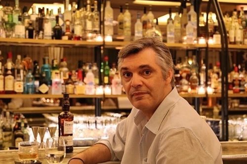 Αγνώριστος ο Άλκης Κούρκουλος σε πρόσφατη δημόσια εμφάνιση: Το νέο look του ηθοποιού