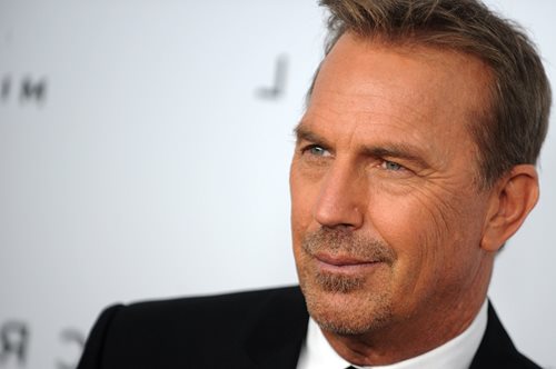 Κέβιν Κόστνερ: Νέος έρωτας με 49χρονη πολυβραβευμένη Αμερικανίδα τραγουδίστρια