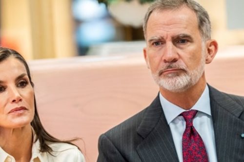 Φελίπε και Λετίσια σαν ξένοι σε κοινή εμφάνιση - Δεν αντάλλαξαν ούτε ματιά