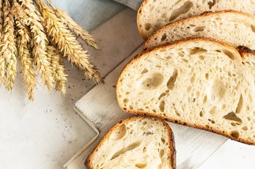Λευκό ψωμί: Το τρώμε ή όχι; Τι απαντά κορυφαία διαιτολόγος