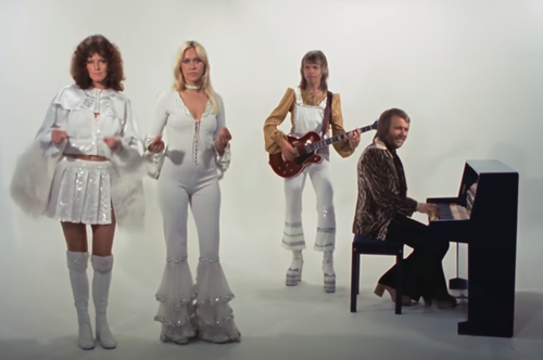 ABBA: Η εμφάνιση επί σκηνής 37 χρόνια μετά την τελευταία συναυλία