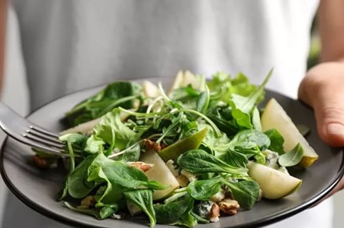 5 τροφές που πρέπει να καταναλώνεις στα 40 σου για να χάσεις κιλά