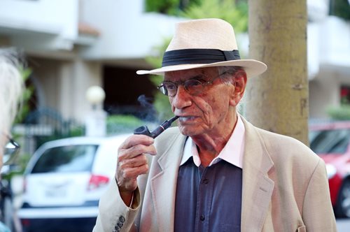 Βασίλης Βασιλικός: Ο συγγραφέας που έγραψε το 