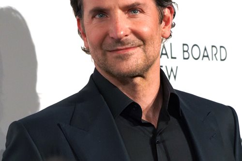 Μπράντλεϊ Κούπερ: Η φημολογούμενη νέα του σχέση είναι (και αυτή) top model