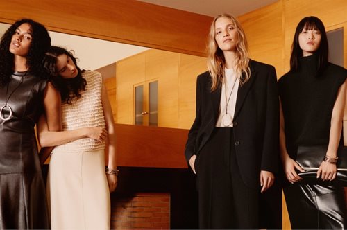 Χειμερινές εκπτώσεις: Τα items που αξίζει να αποκτήσεις από τη Massimo Dutti και θα κάνουν upgrade στο στιλ σου