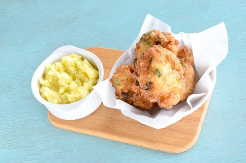 Μπακαλιάρος σκορδαλιά: Η κορυφαία συνταγή του Λευτέρη Λαζάρου