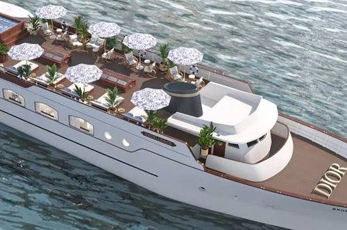 Η κρουαζιέρα ευεξίας του Dior είναι έτοιμη να σαλπάρει στον Σηκουάνα