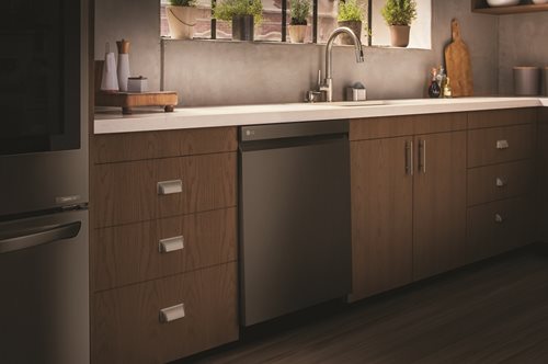 Σκέψεις μπροστά από ένα πλυντήριο πιάτων - μία μικρή ιστορία