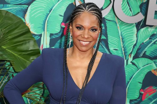 Η Όντρα ΜακΝτόναλντ πρωταγωνιστεί στην αναβίωση του μιούζικαλ 