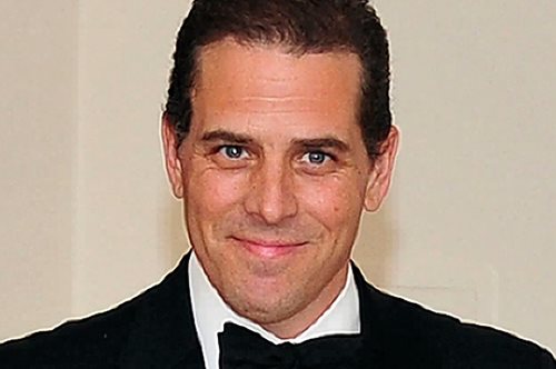 Ο γιος του Τζο Μπάιντεν σε νέο σκάνδαλο με γυμνές φωτογραφίες και ναρκωτικά