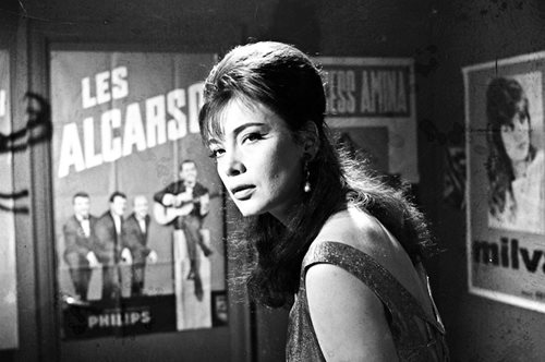 61 χρόνια πριν: Η Τζένη Καρέζη στις Κάννες με το σύνολο που λατρεύουν οι Γαλλίδες