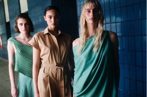 Ioanna Kourbela: Η capsule γκαρνταρόμπα της νέας σεζόν μέσα από την SS24 συλλογή