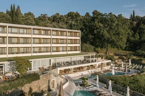 Ένας επίγειος παράδεισος στην Κέρκυρα: Η απόλυτη χαλάρωση στον πιο μαγευτικό χώρο