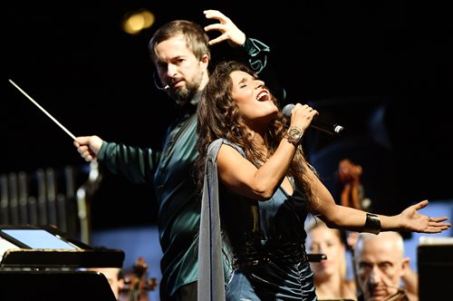 Η Μπέττυ Χαρλαύτη & η Ορχήστρα της ΕΡΤ τίμησαν τα 