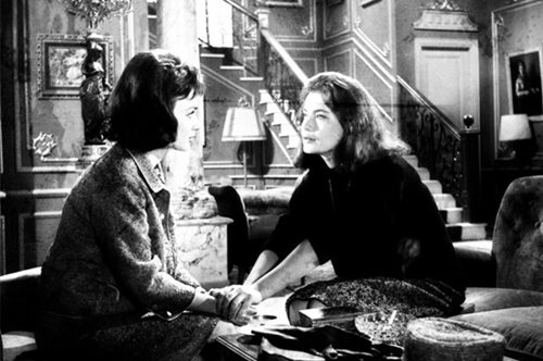 Όταν η Τζένη Καρέζη αποφάσισε να ακούσει τη φωνή μέσα της